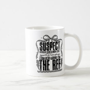 Caneca De Café Reclamação Suspeita, Mas Ela Grita Com O Árbitro