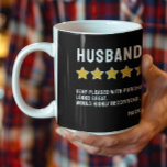 Caneca De Café Recomendaria uma revisão personalizada de 5 estrel<br><div class="desc">Mug de humor personalizado altamente classificado de 5 estrelas de Ricaso - adicione seu próprio texto a este drinque - você decide quem merece cinco estrelas e é altamente notado. Caneca atenta. Elevem a sua respiração matinal com uma caneca de revisão personalizada de 5 estrelas que certamente fará você sorrir....</div>
