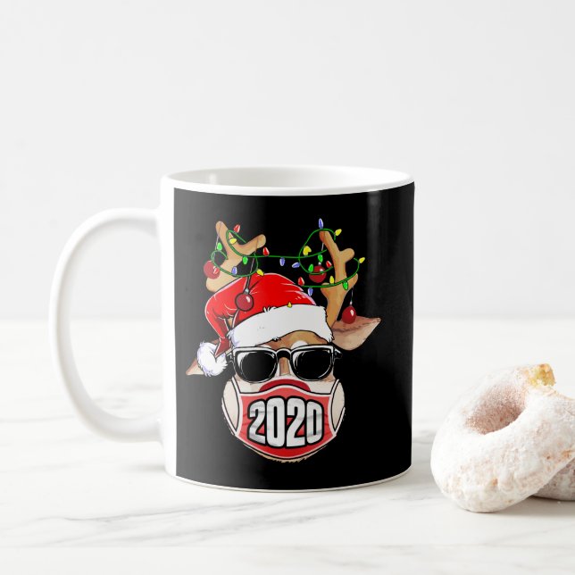Caneca De Café Reindeer Com A Família De Máscaras De Natal 2020 (Com Donut)