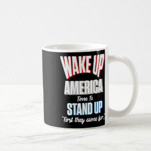 Caneca De Café Resistir Ao Acordar Nos Estados Unidos Para Ficar