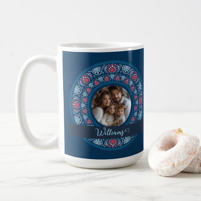 Caneca De Café Retrato Personalizado Família Azul Festivo Mandala (Com Donut)