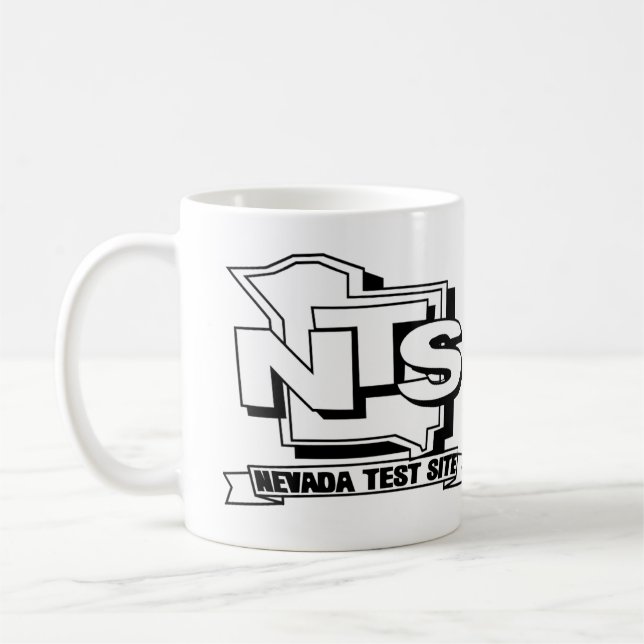 Caneca De Café Retro Nevada Test Site design Coffee Mug (Esquerda)