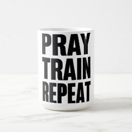 Caneca De Café Reze Treine Repita – Motivação Cristã de Fitness f