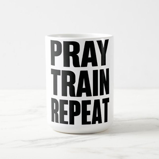 Caneca De Café Reze Treine Repita – Motivação Cristã de Fitness f (Centro)