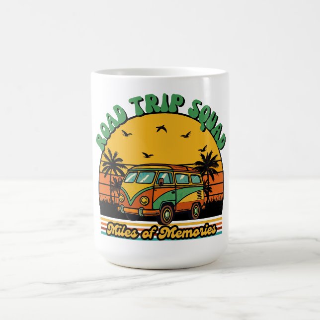 Caneca de Café Road Trip Squad | Xícara de Viagem  (Centro)