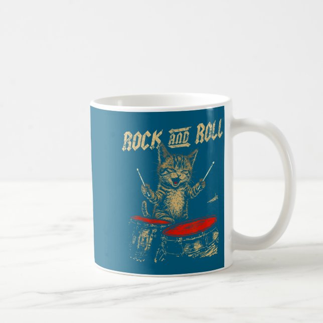 Caneca De Café Rock And Roll Funny Cat Playing Drum For Men Women (Direita)