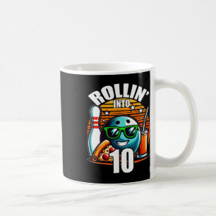 Caneca De Café Rolando no 10º Festa de Aniversário de Boliche