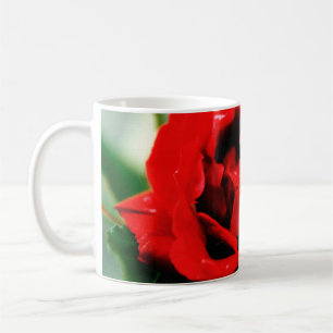 Caneca De Café rosa vermelha com gotas de mastigação  