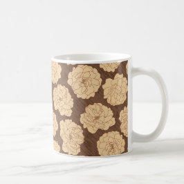 Caneca De Café Rosas barrocas em marrom-noz - padrão sem costura.