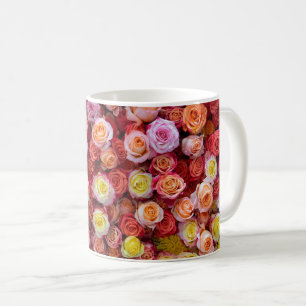 Caneca De Café Rosas Florais de Cores Mistas Vibrantes