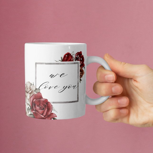 Caneca De Café Rosas vermelhas Russas Elegantes Dia de as mães Fe (Criador carregado)