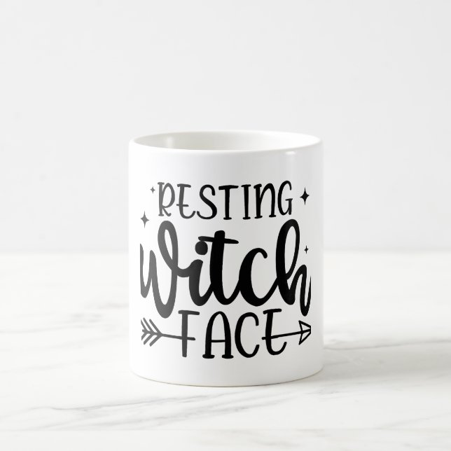 Caneca De Café Rosto de Bruxa Descansada (Centro)