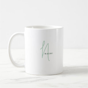 Caneca De Café Roteiro Minimalista Monograma e Nome Personaliza