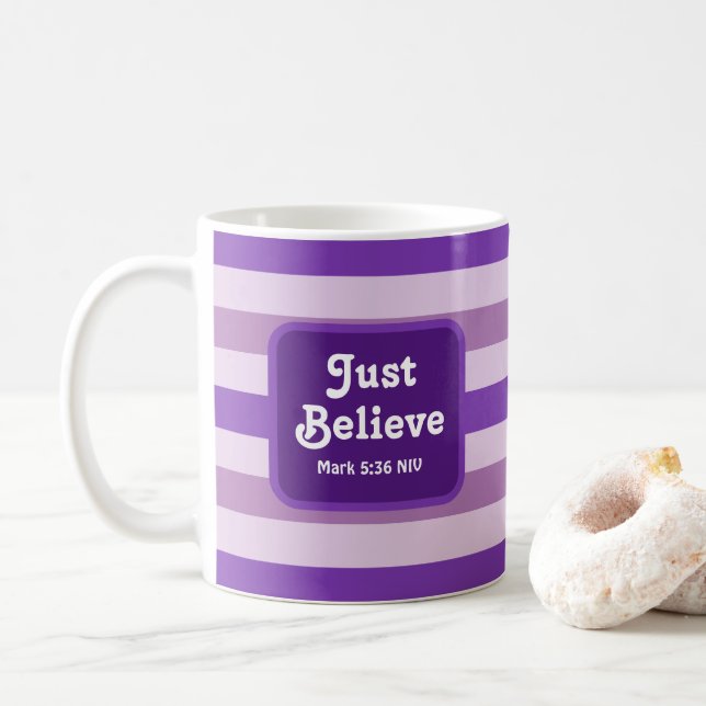 Caneca De Café Roxo Bonito Acredita Bíblia Versa Esperança e Fé (Com Donut)