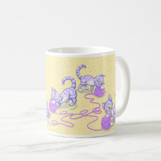 Caneca De Café Roxo de Kittipurra no queijo