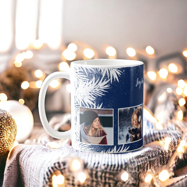 Caneca De Café Russo país natalício 4 pinheiros com neve azul (Rustic Christmas country 4 photo snow pines blue Coffee Mug)