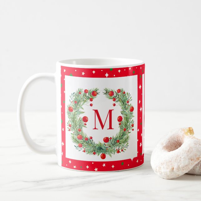 Caneca De Café Rustic Winter Greenery Monograma Berry Wreath (Com Donut)