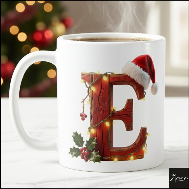 Caneca De Café Rustic Wood Christmas Letter E String Lights (Criador carregado)