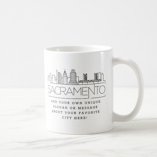 Caneca De Café Sacramento Stylized Skyline | Slogan Personalizado (Direita)