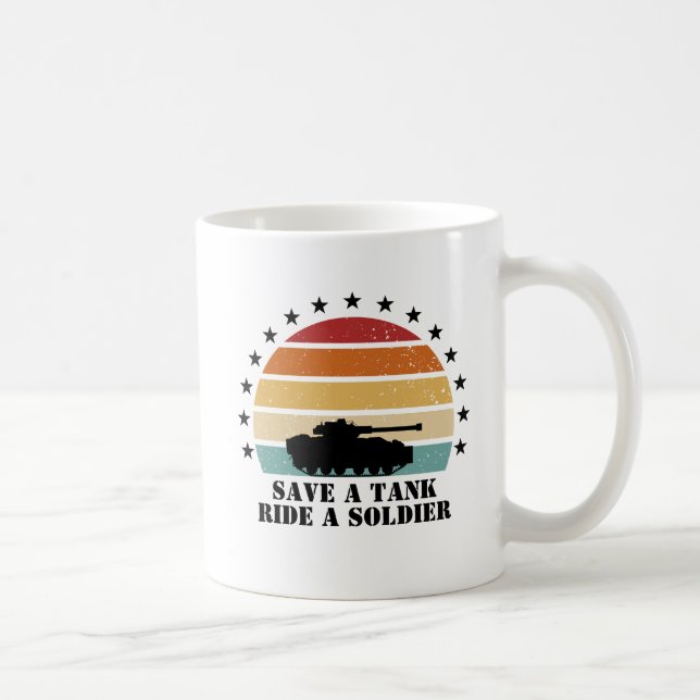 Caneca De Café Salve um Tanque, ande um Soldado (Direita)