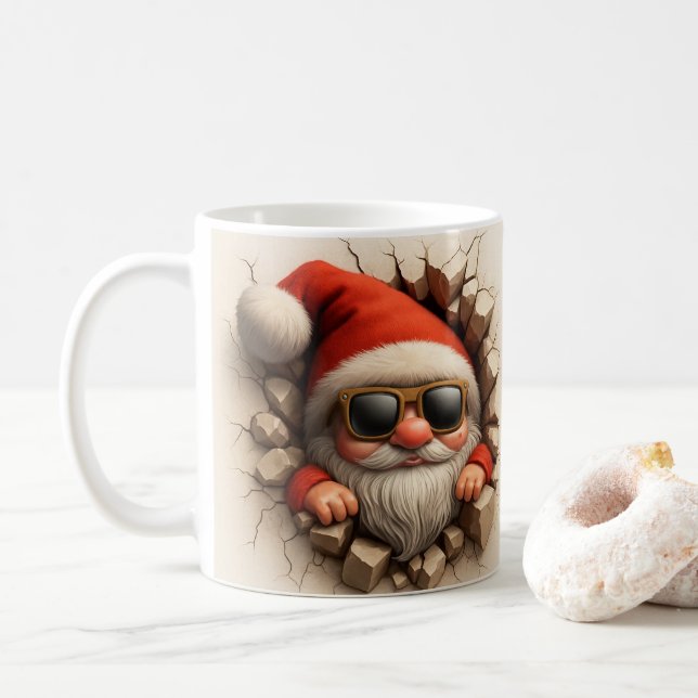 Caneca De Café Santa Gnome in Mug - Funny Christmas Cracked wall (Com Donut)