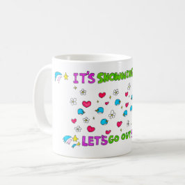 Caneca De Café São pinguins nevando hoje o Vamos vai para fora