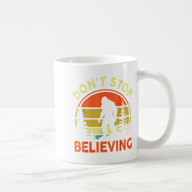 Caneca De Café Sasquatch Bigfoot Don't Stop Believing Funny Bigfo (Direita)