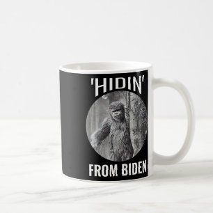 Caneca De Café Sasquatch é um Republicano Conservador se esconden