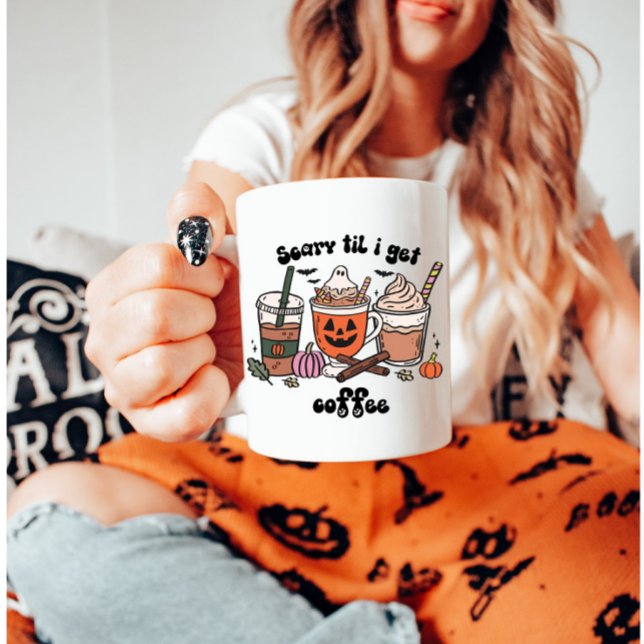 Caneca De Café Scary Til, Eu Recebo Café Halloween (Criador carregado)