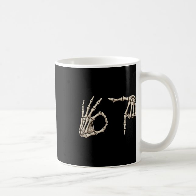 Caneca De Café Seis Sete 6 7 Meme 67 Mão de Esqueleto Fantasia de (Direita)
