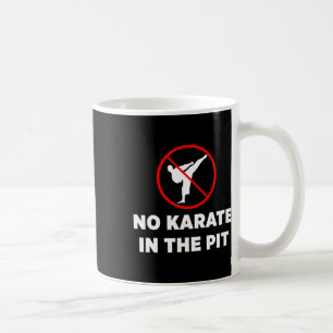 Caneca De Café Sem Caratê No Poço