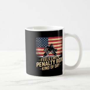 Caneca De Café Sente como um dia de caixa de penalidade engraçado