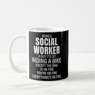 Caneca De Café Ser Um Trabalhador Social É Um Gráfico De Trabalho