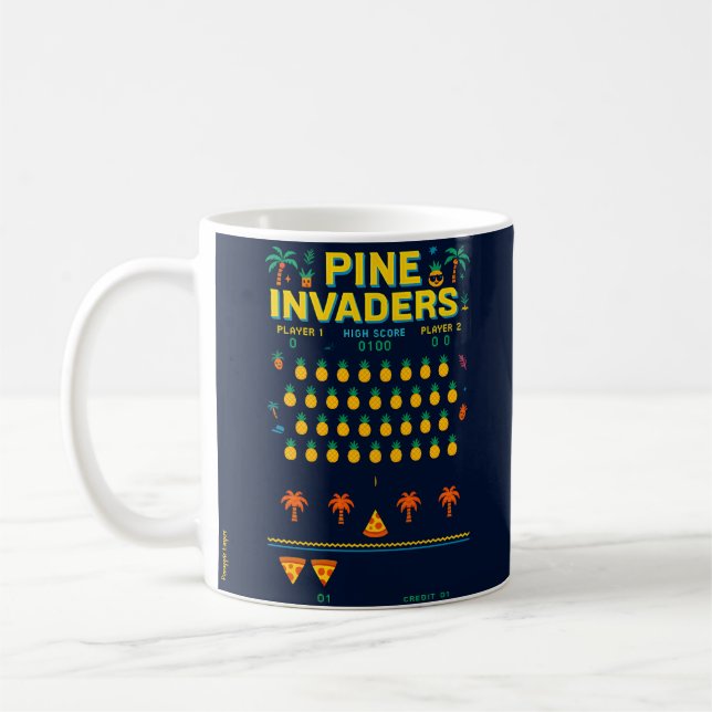 Caneca De Café Série Pine Invaders-Pineapple Empire Retro Games (Esquerda)