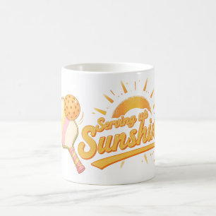 Caneca De Café Servindo Sol   Vida Alegre de Pickleball Pastel