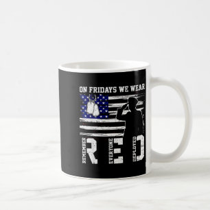 Caneca De Café Sexta-feira usamos bandeira vermelha nos lembramos