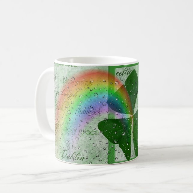 Caneca De Café Shamrock irlandês e Rainbow na chuva (Frente Esquerda)