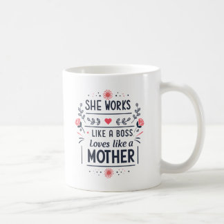 Caneca De Café She Works Like a Boss Mother Typography Art