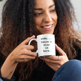 Caneca De Café Shhh.. Há vinho aqui engraçado