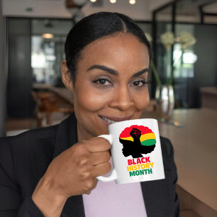 Caneca De Café Silhueta Ousada Mulher Afro Punho Erguido