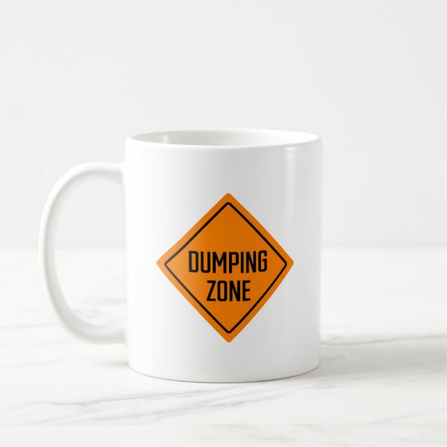 Caneca De Café Sinal de Aviso da Zona de Dumping | Mug Clássico (Esquerda)