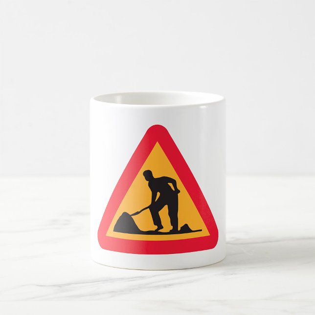 Caneca De Café Sinal de Obras à Frente Sinal de Zona de Construçã (Criador carregado)