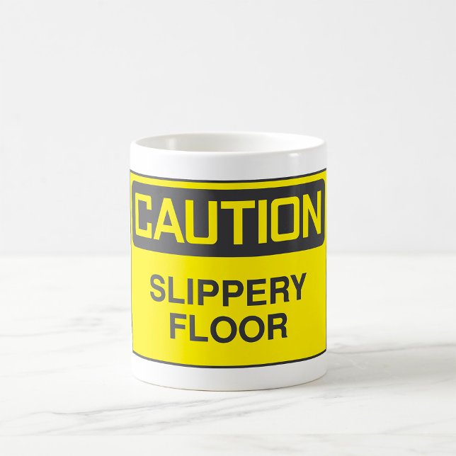 Caneca De Café Sinal de Piso do Slipper de Cuidado (Criador carregado)