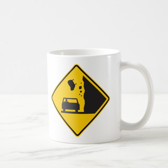 Caneca De Café Sinal de queda da estrada da zona dos carneiros (Direita)