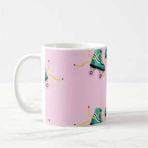 Caneca De Café Skates do rolo retrorreflector: padrão rosa.