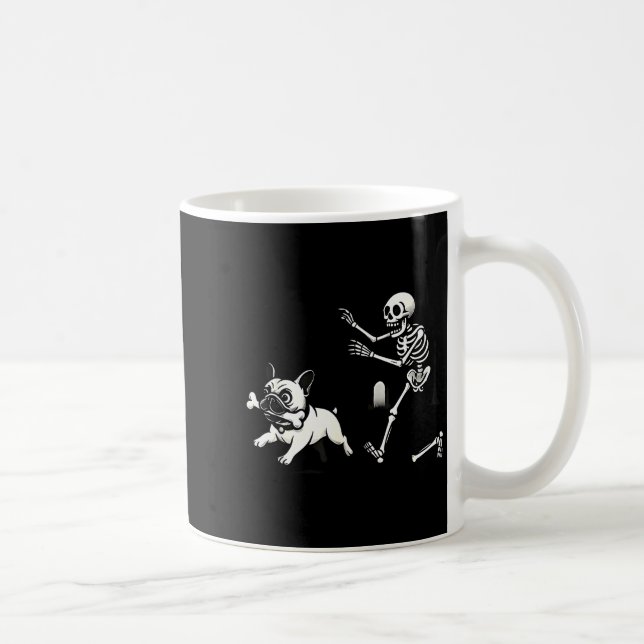 Caneca De Café Skeleton Chasing French Bulldog Biting Leg Bone Ha (Direita)