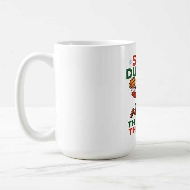 Caneca De Café Slam Dunkin Through The Snow- Christmas Basketball (Esquerda)