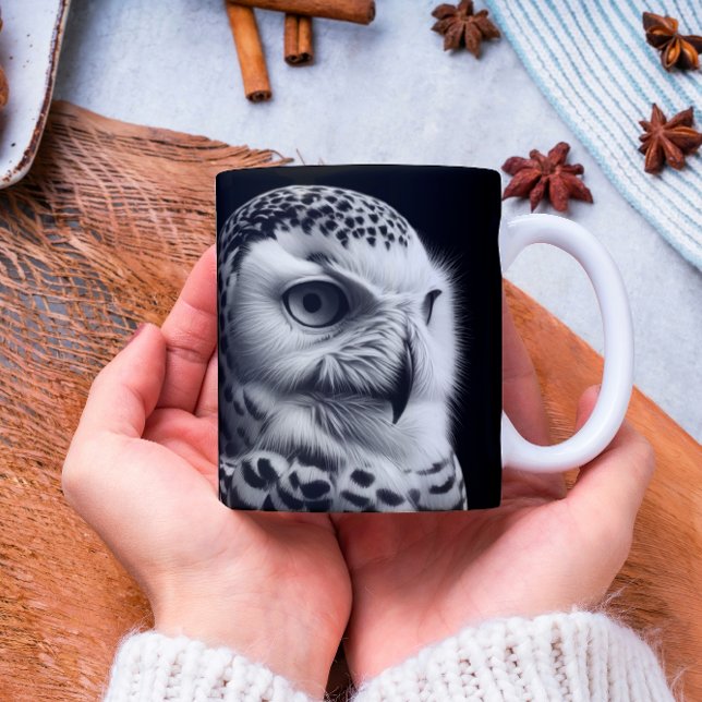 Caneca De Café Snowy Owl em preto-e-branco (Criador carregado)