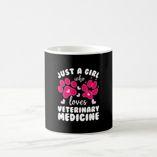 Caneca De Café Só uma garota que ama medicina veterinária (Centro)