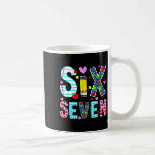 Caneca De Café Sobrevivi a 67 Dias de Aula Meme Divertido Profess